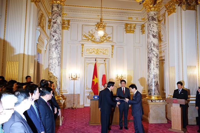 Việt Nam-Nhật Bản ký kết Bản ghi nhớ hợp tác về chế độ thực tập sinh kỹ năng